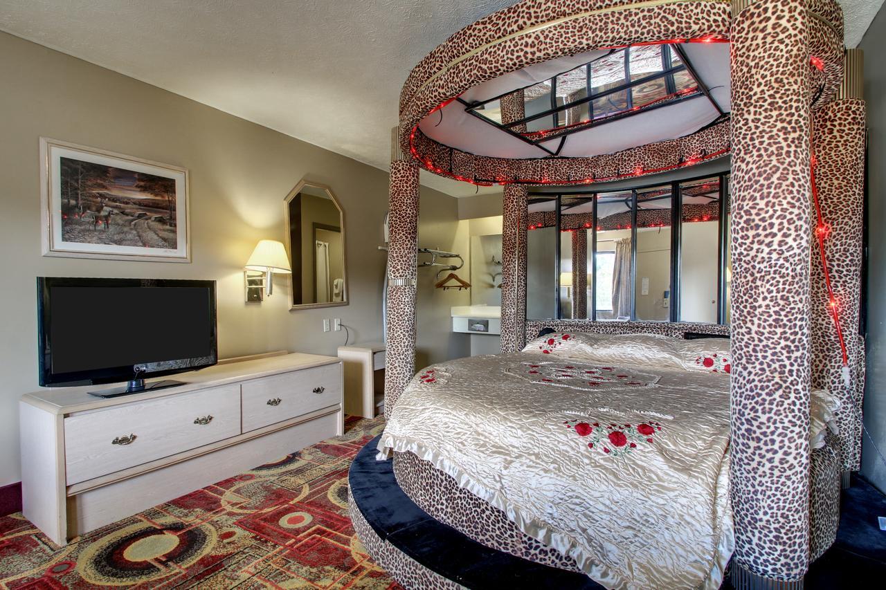 Oak Tree Inn Durant المظهر الخارجي الصورة