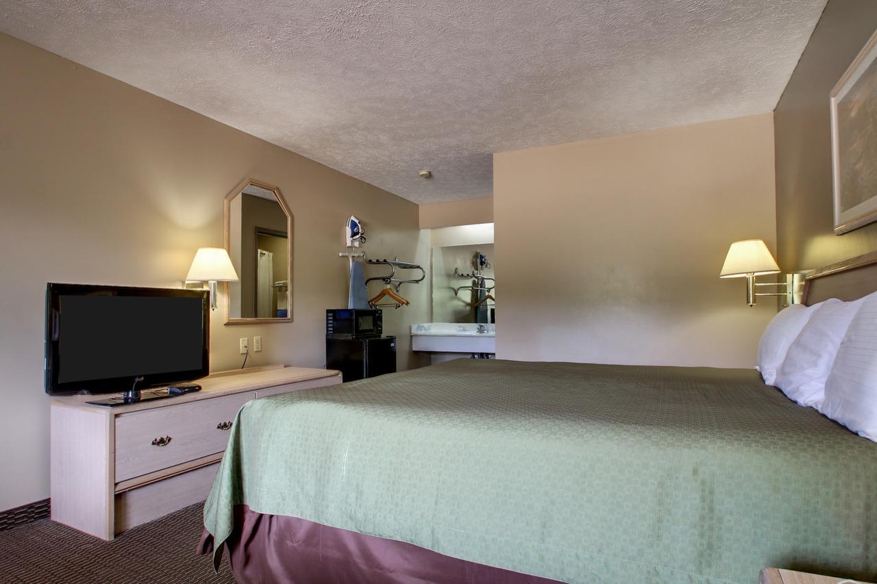 Oak Tree Inn Durant المظهر الخارجي الصورة